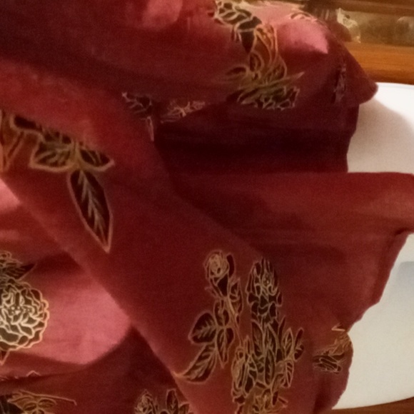 NWT,Maroon,Floral Print,Shoulder Tie,Stretchy,Elasticized,Halter/Smock Top💕💥🌺 - Picture 4 of 11